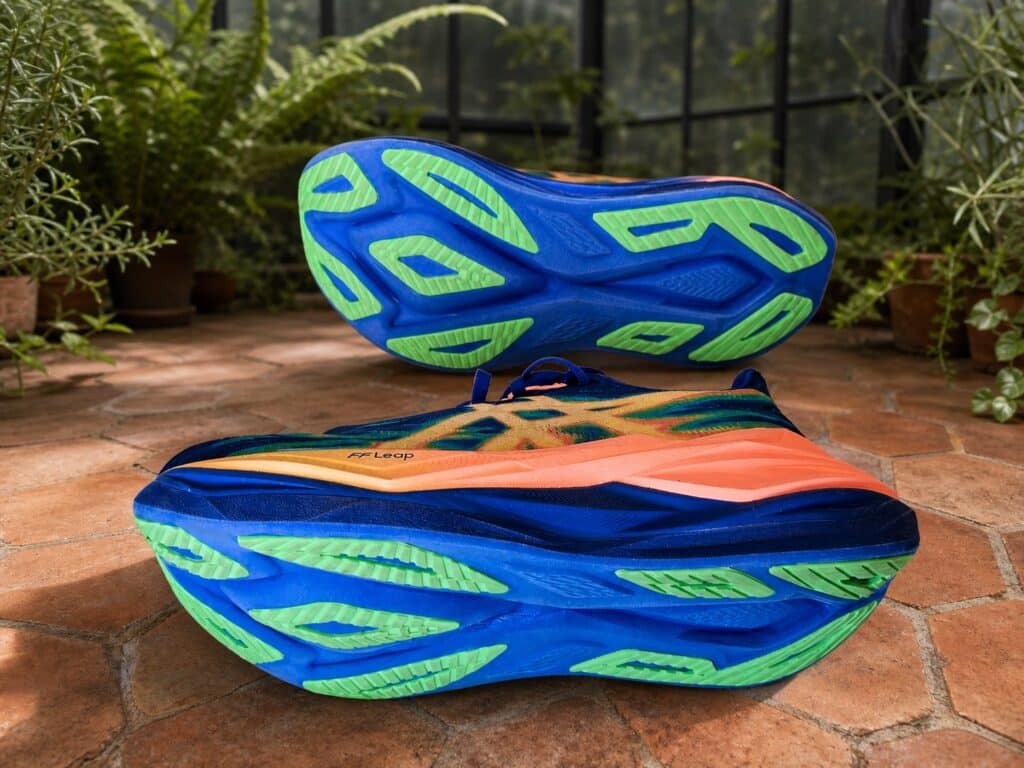 Semelles ASICSGrip bleues et vertes des ASICS Superblast 3