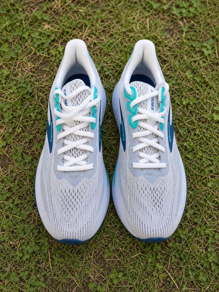 Dessus et laçage de la Brooks Ghost 17