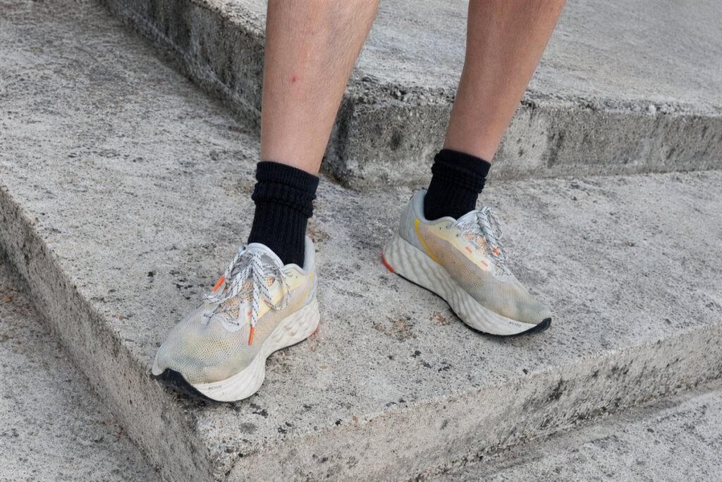 Kiprun KS900.2 orange portée pendant le test