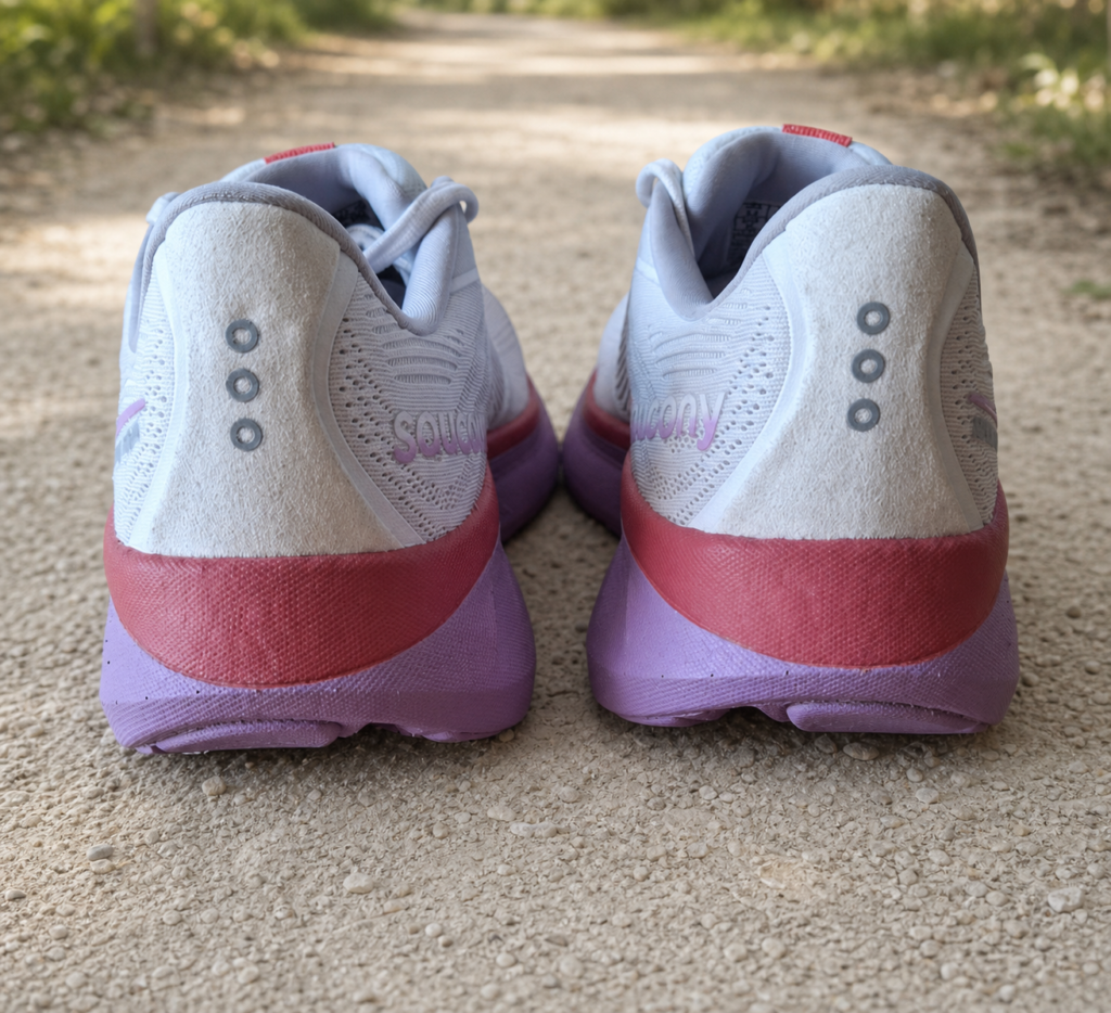 Talon de la Saucony Ride 18 blanche et rose